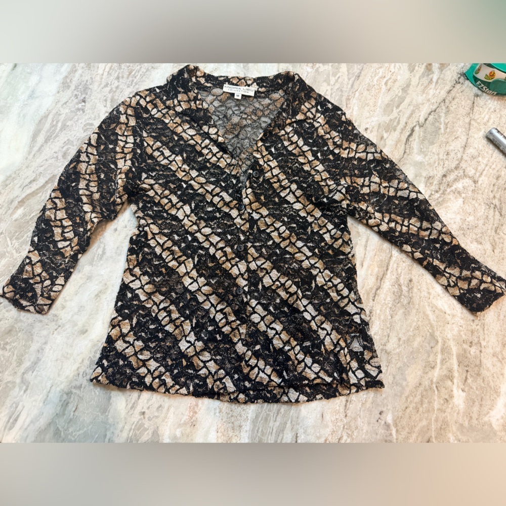 Andria Lieu Black & Gold Lace Top Size M | Dressy Long Sleeve